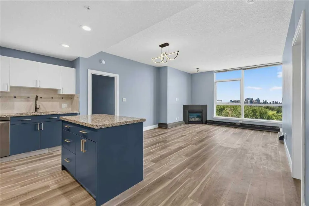 77 Spruce Place SW Calgary AB T3C 3X6