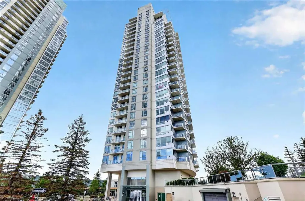77 Spruce Place SW Calgary AB T3C 3X6
