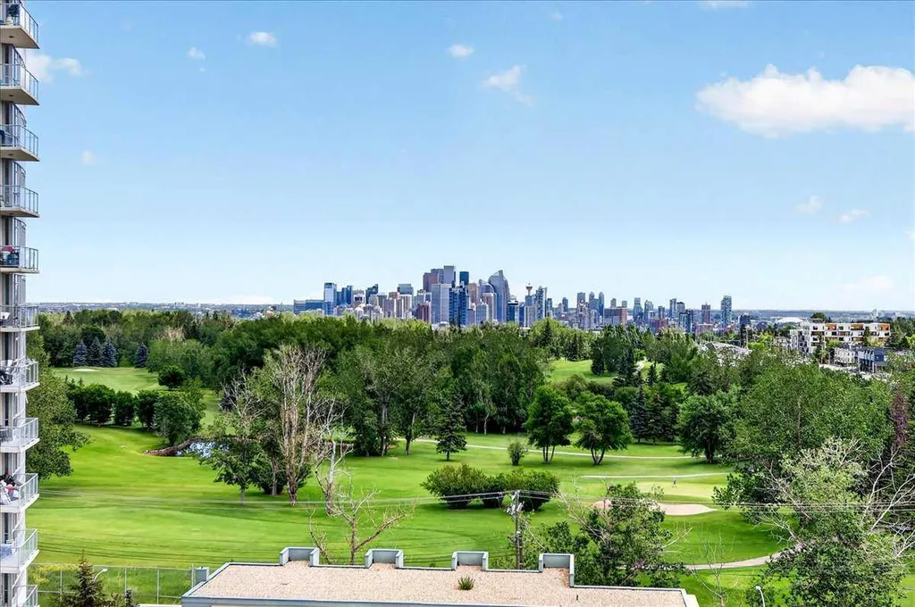 77 Spruce Place SW Calgary AB T3C 3X6