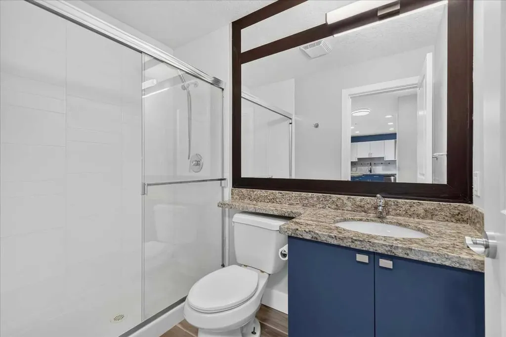 77 Spruce Place SW Calgary AB T3C 3X6