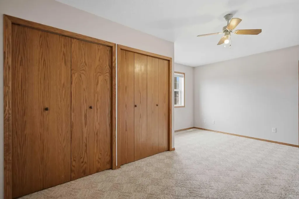 18 Terrace Heights Drive Lacombe AB T4L 0J2