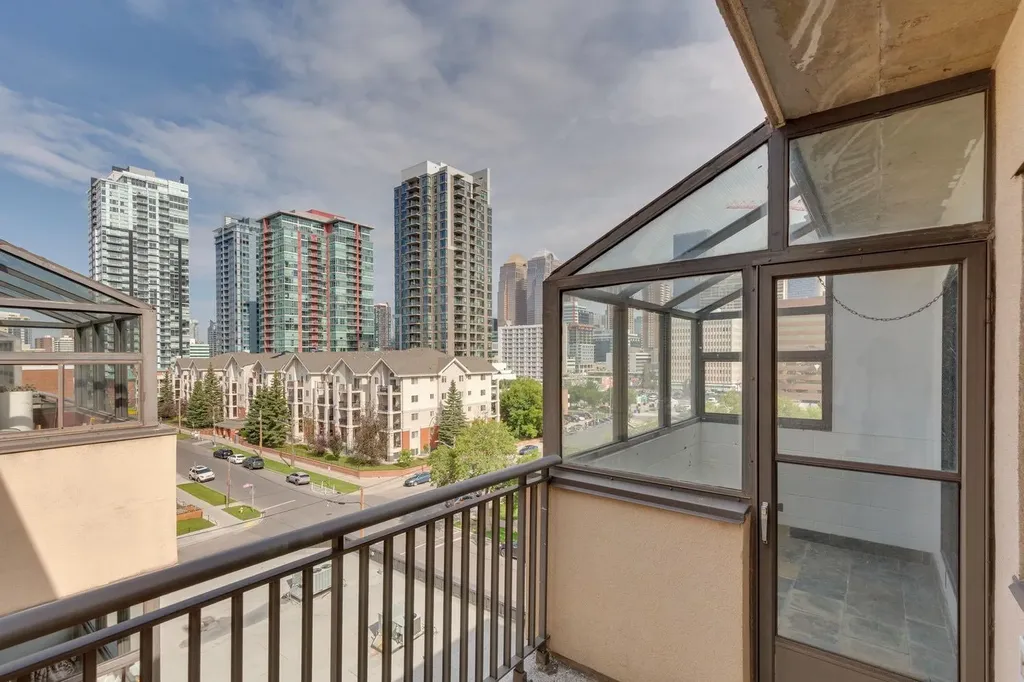 111 14 Avenue SE Calgary AB T2G 4Z8
