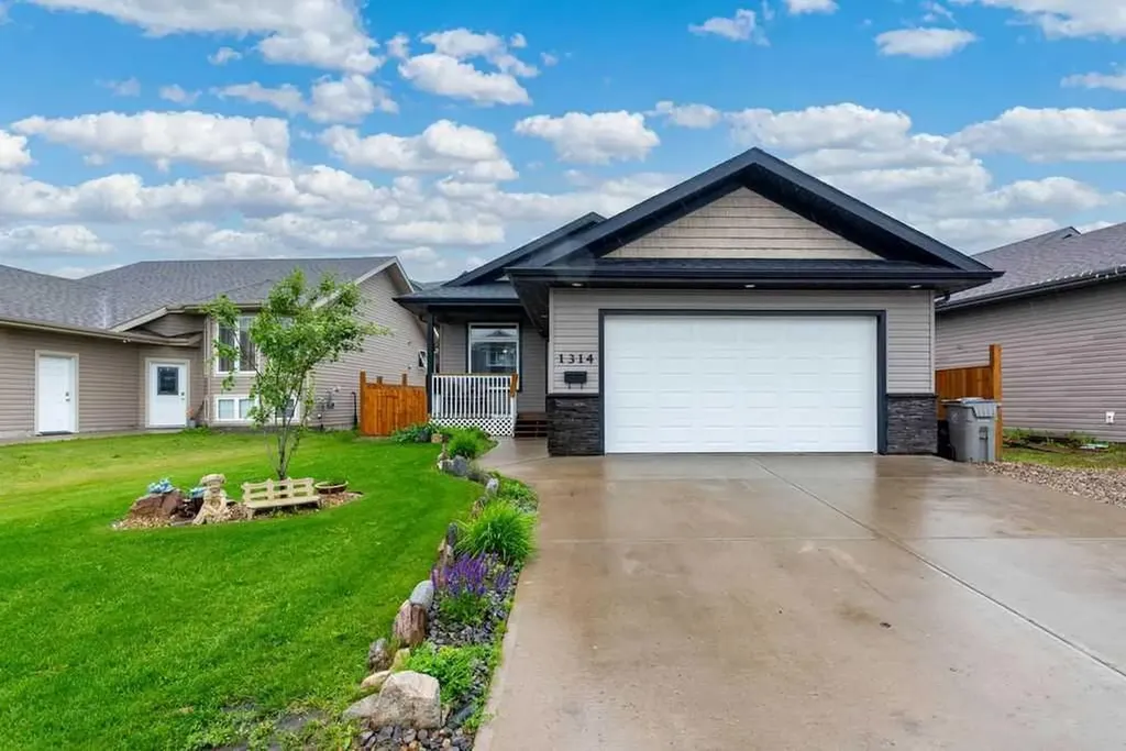 1314 47a Avenue Lloydminster SK S9V 2G6