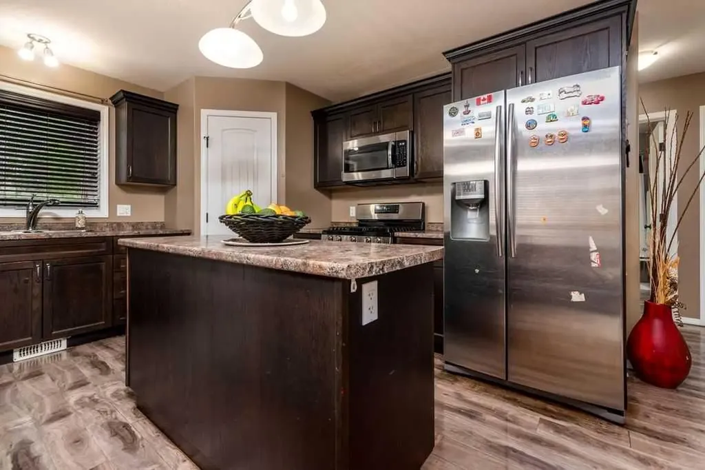 1314 47a Avenue Lloydminster SK S9V 2G6