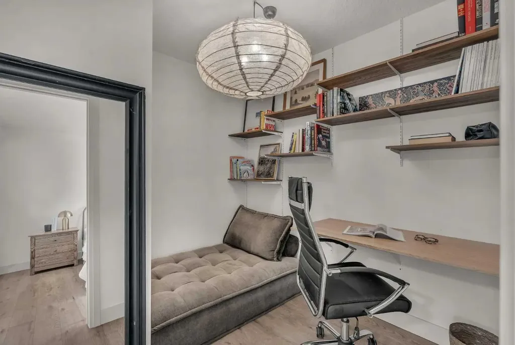 5465 Patina Drive SW Calgary AB T3H3J8