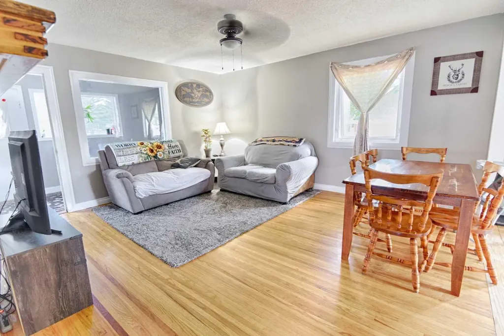 210 7 Street N Vauxhall AB T0K2K0