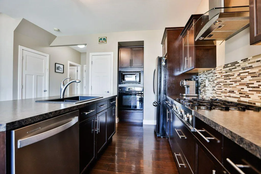 535 Keystone Chase W Lethbridge AB T1J 5C5