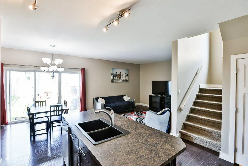 535 Keystone Chase W Lethbridge AB T1J 5C5