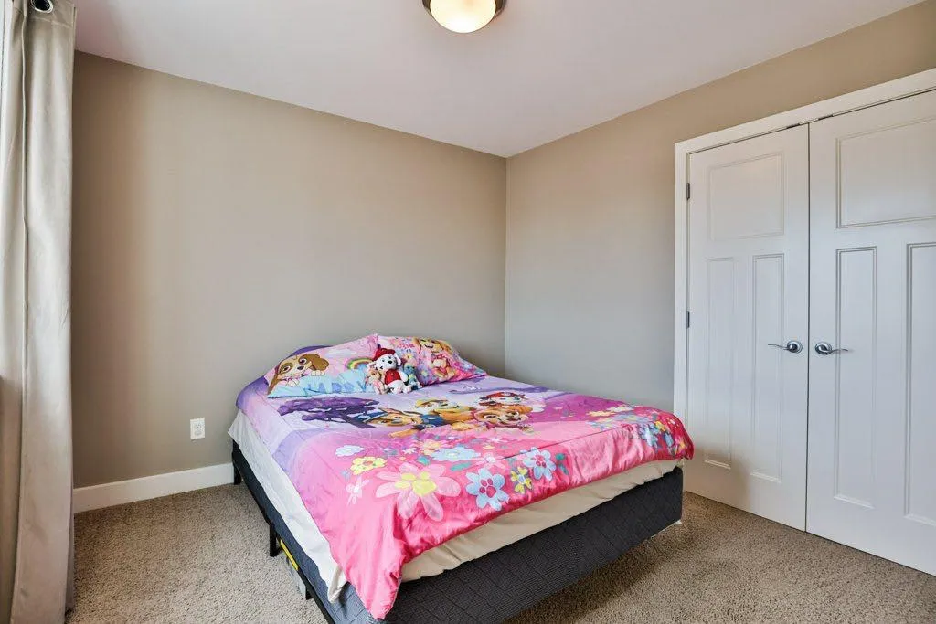 535 Keystone Chase W Lethbridge AB T1J 5C5