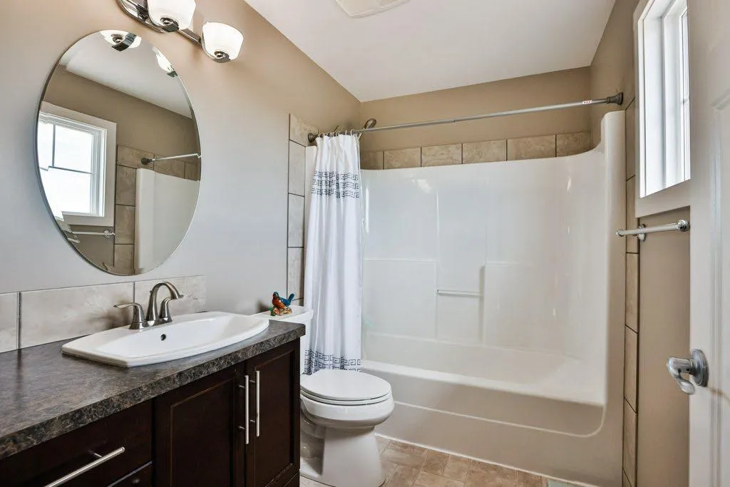 535 Keystone Chase W Lethbridge AB T1J 5C5