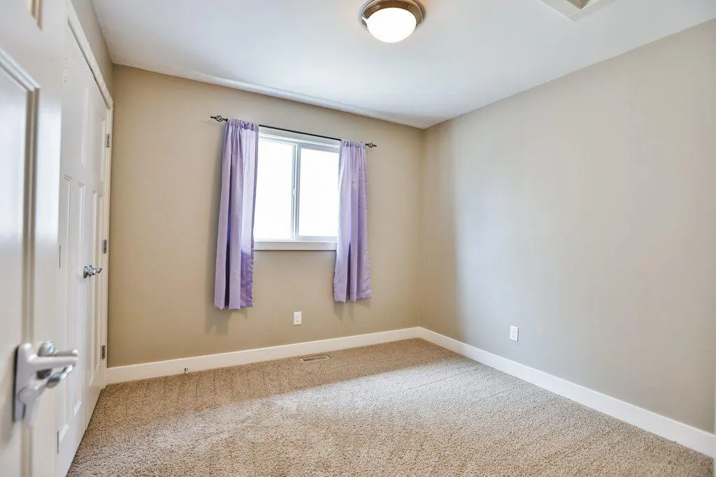 535 Keystone Chase W Lethbridge AB T1J 5C5