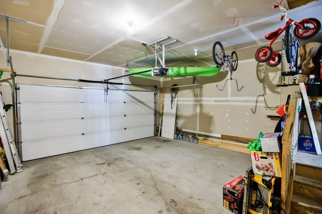 535 Keystone Chase W Lethbridge AB T1J 5C5