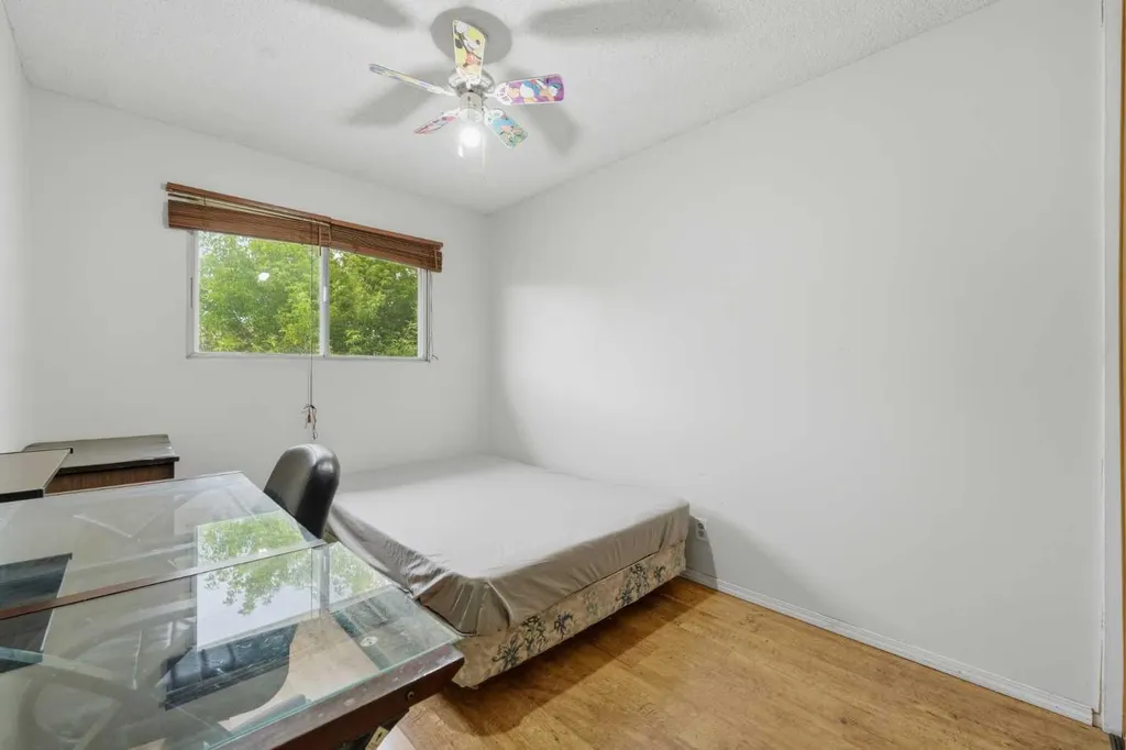 945 Marcombe Drive NE Calgary AB T2A3H2