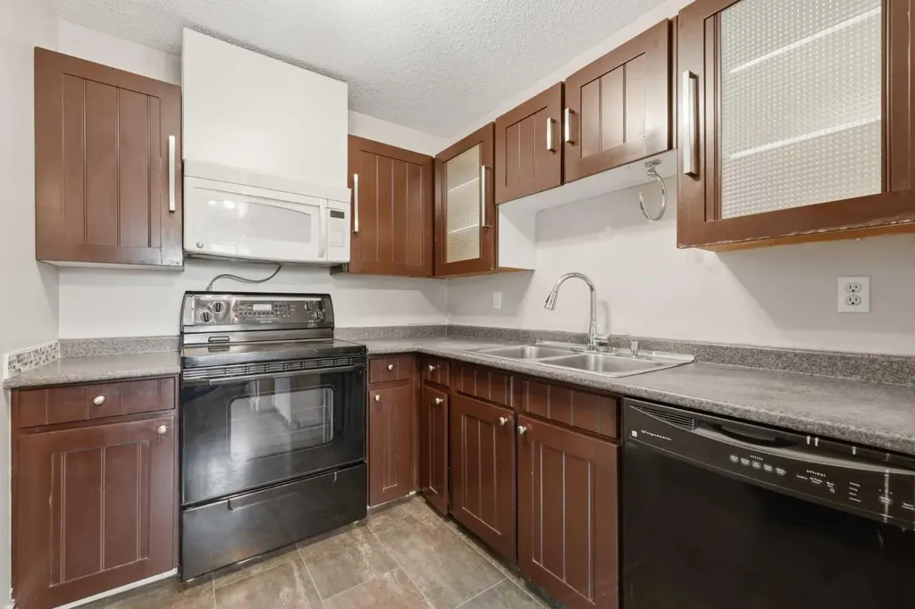 945 Marcombe Drive NE Calgary AB T2A3H2