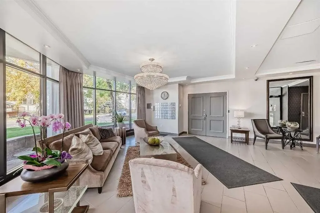 133 25 Avenue SW Calgary AB T2S 0K8