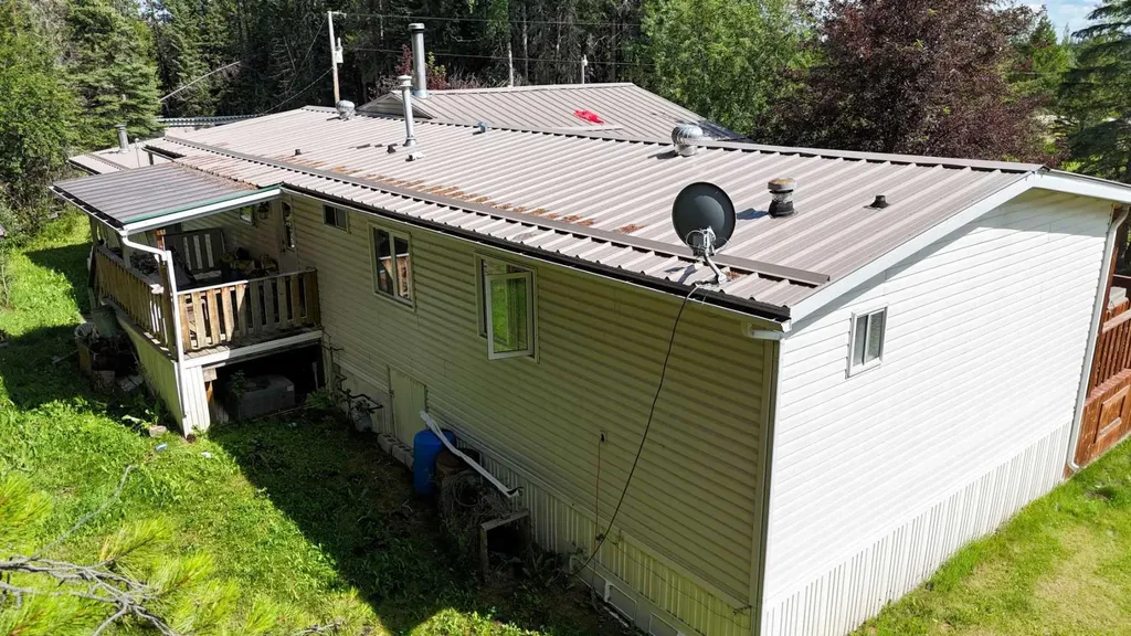 17414 Highway 748 N Rural Yellowhead County AB T7E 3N7