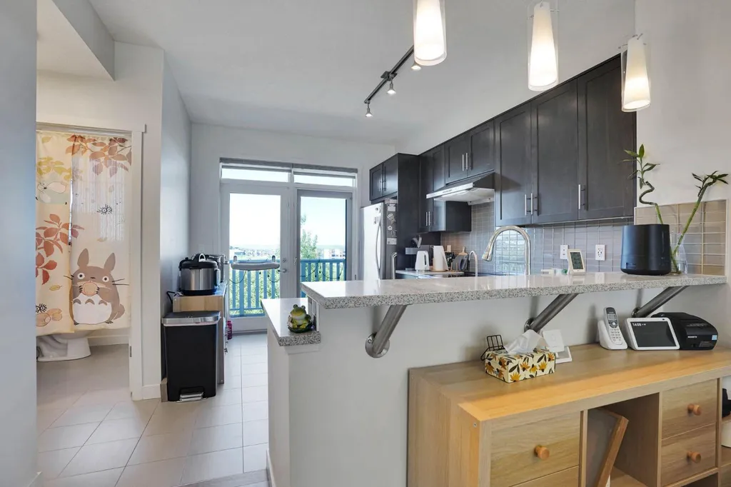 515 Nolanfield Villas NW Calgary AB T3R0T9