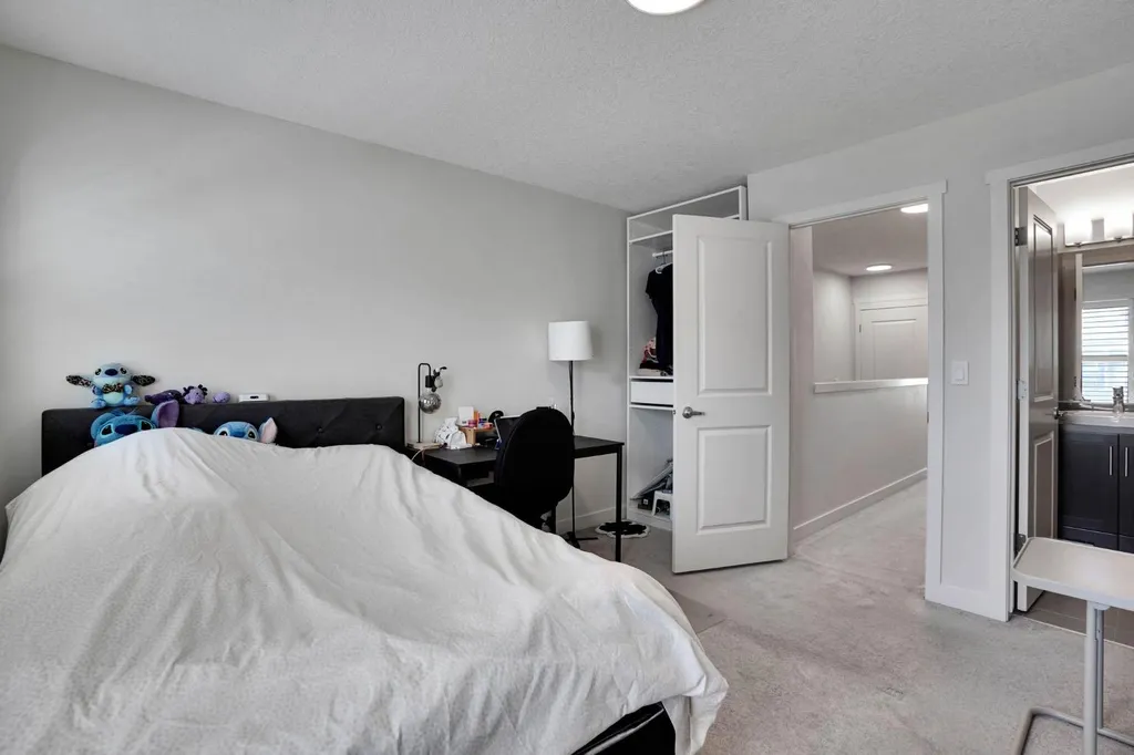 515 Nolanfield Villas NW Calgary AB T3R0T9