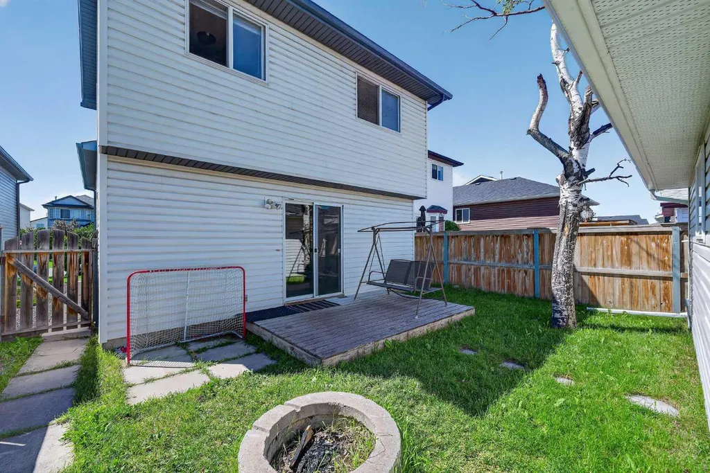 173 Martin Crossing Crescent NE Calgary AB T3J 3T1