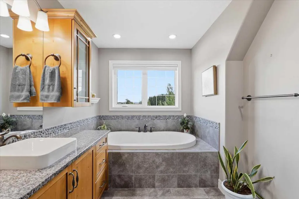 50346 Rge Road 275 Calmar AB T0C 0V0