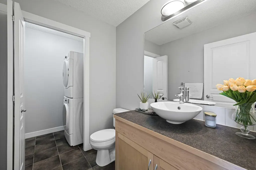 211 Aspen Stone Boulevard SW Calgary AB T3H0K1
