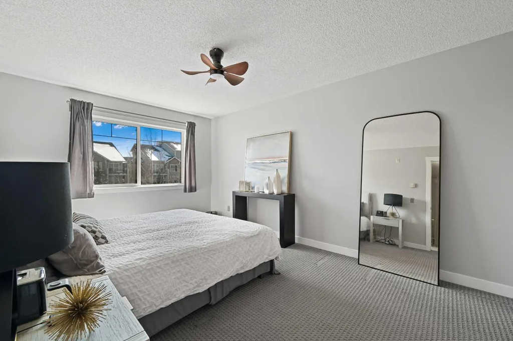 211 Aspen Stone Boulevard SW Calgary AB T3H0K1