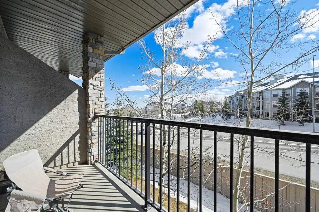 211 Aspen Stone Boulevard SW Calgary AB T3H0K1