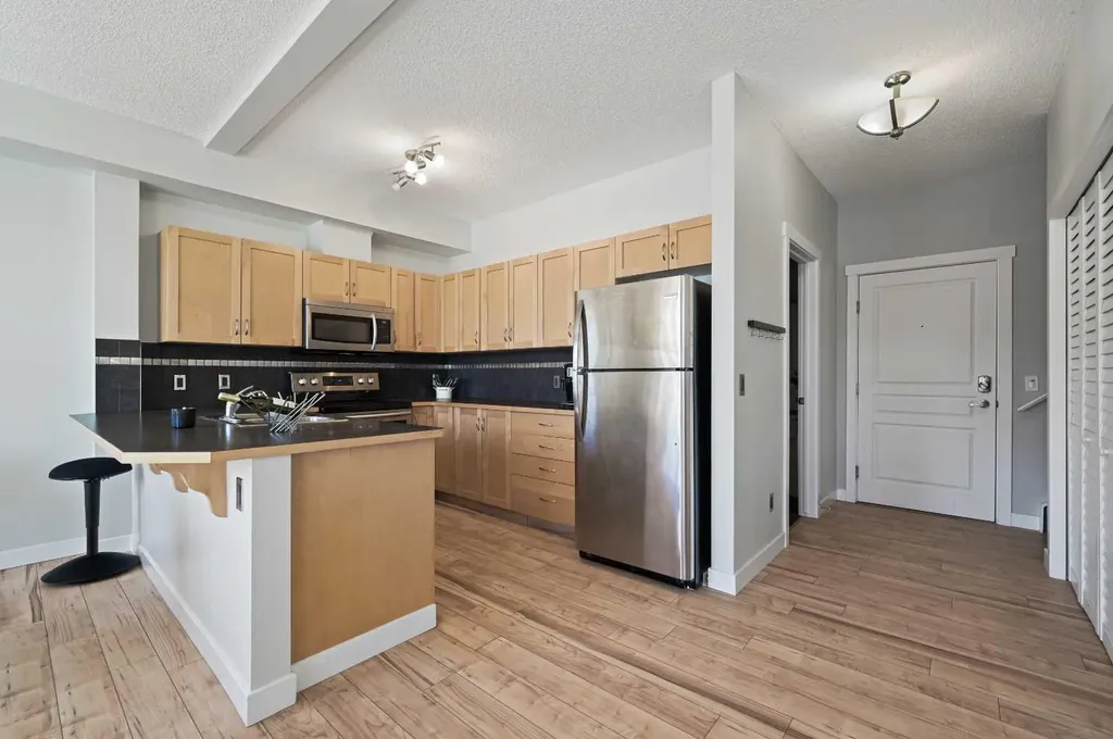 211 Aspen Stone Boulevard SW Calgary AB T3H0K1
