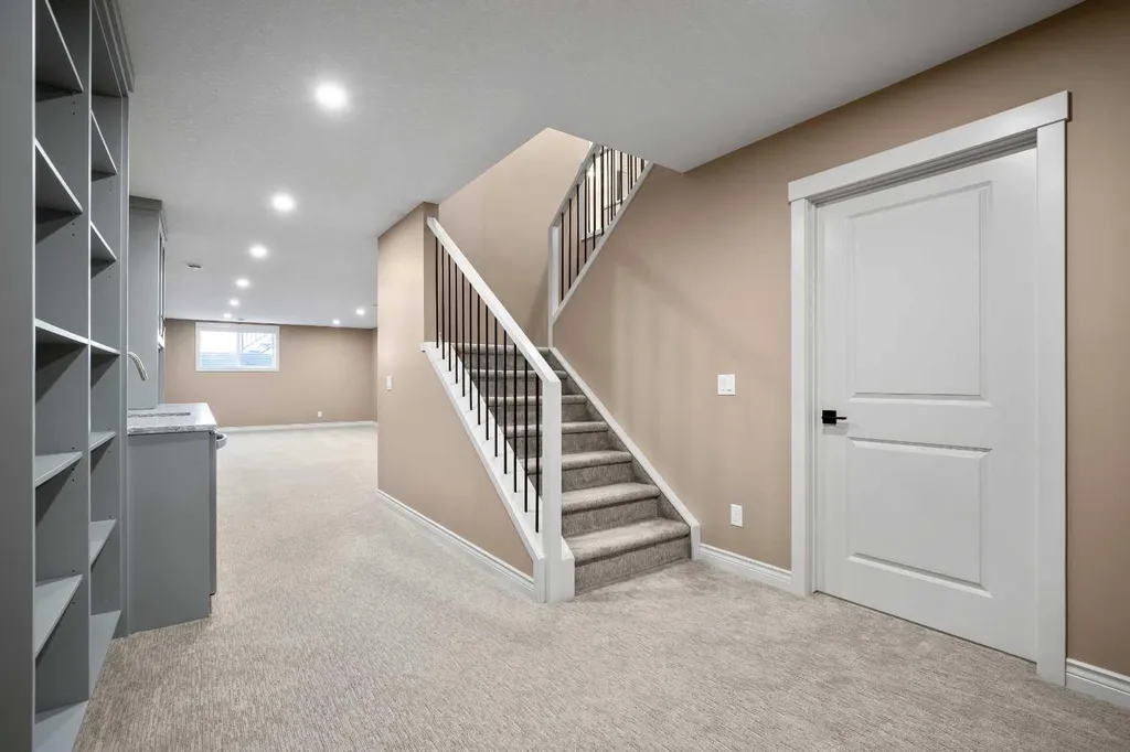 1912 High Park Circle NW High River AB T1V 0E7