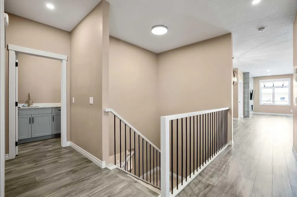 1912 High Park Circle NW High River AB T1V 0E7