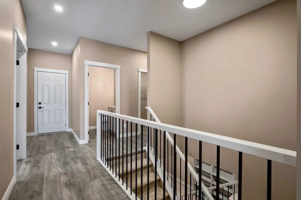 1912 High Park Circle NW High River AB T1V 0E7