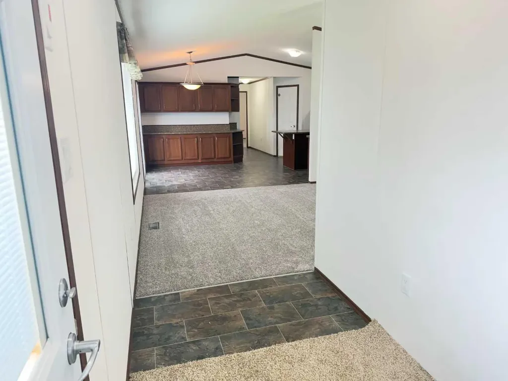 9905 103 Avenue Clairmont AB T0H 0W0