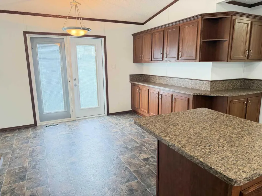 9905 103 Avenue Clairmont AB T0H 0W0