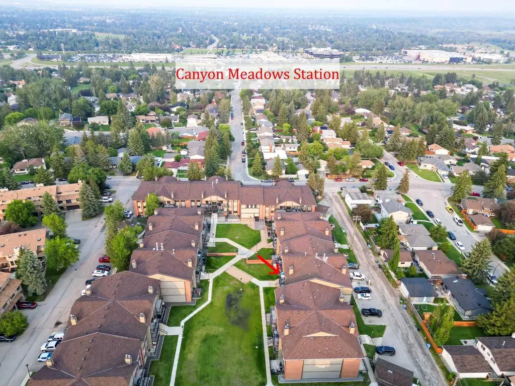 13045 6 Street SW Calgary AB T2W5H1