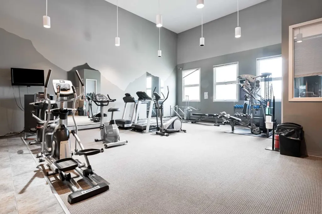 13045 6 Street SW Calgary AB T2W5H1