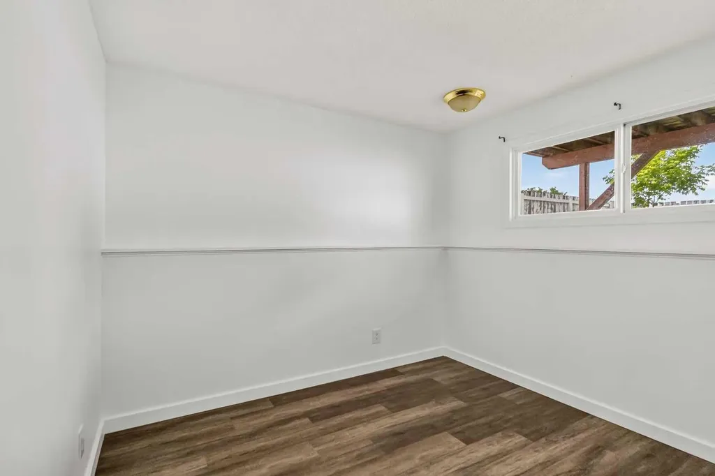 321 Ross Haven Drive Fort Mcmurray AB T9H 3P2