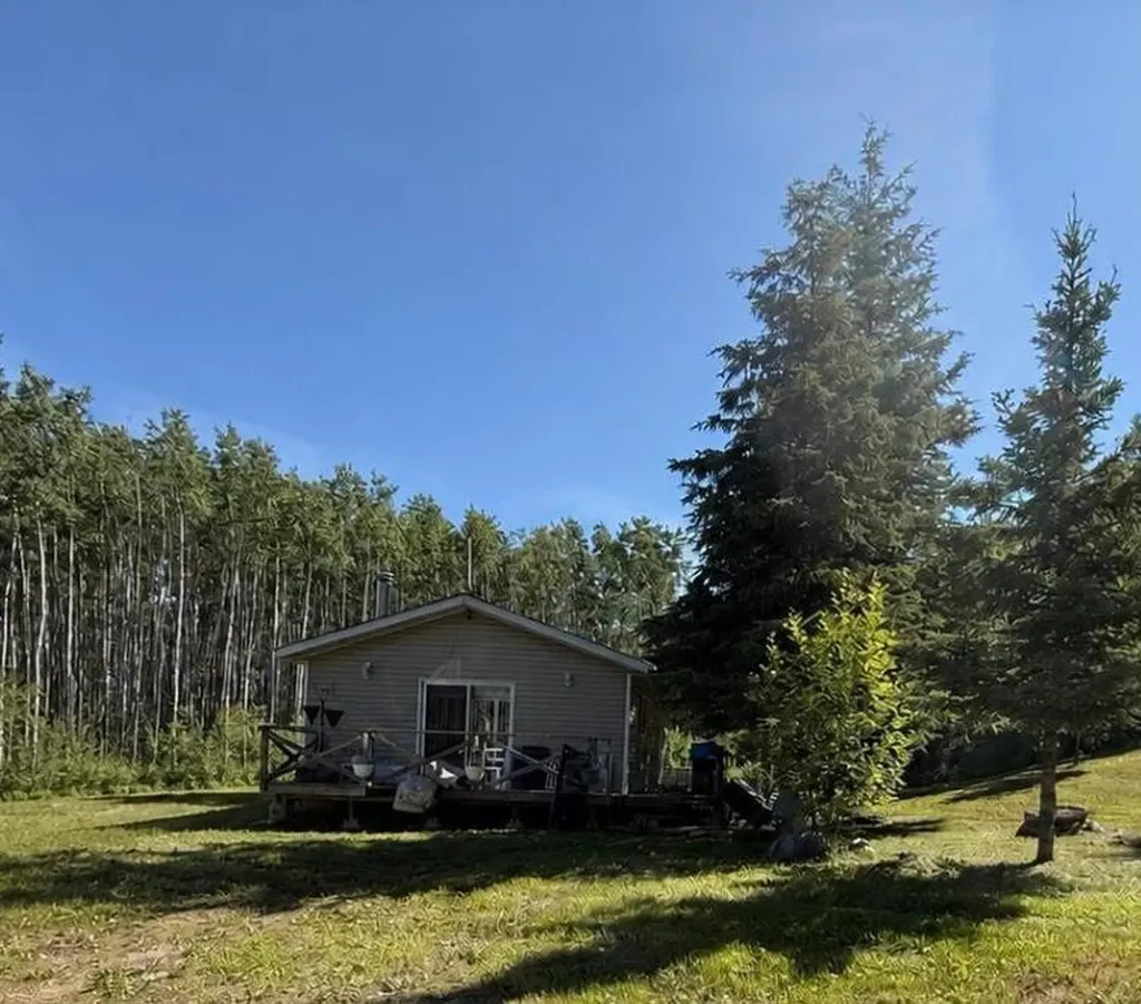 11565 652 Township Rural Lac La Biche County AB T0A2C0