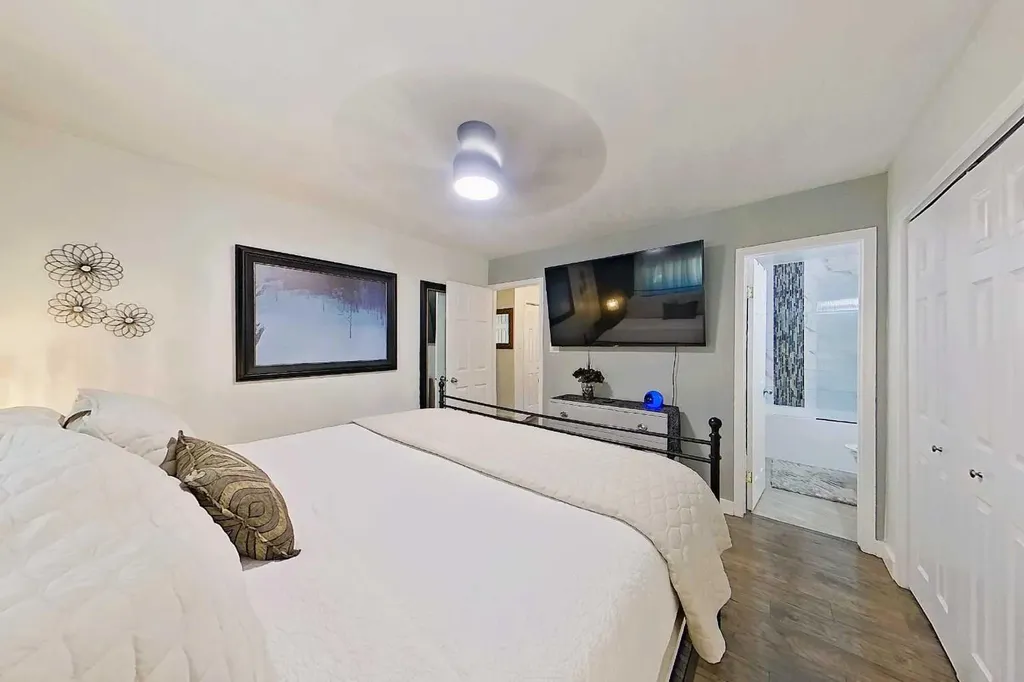 125 10 Street Canyon Creek AB T0G 0M0