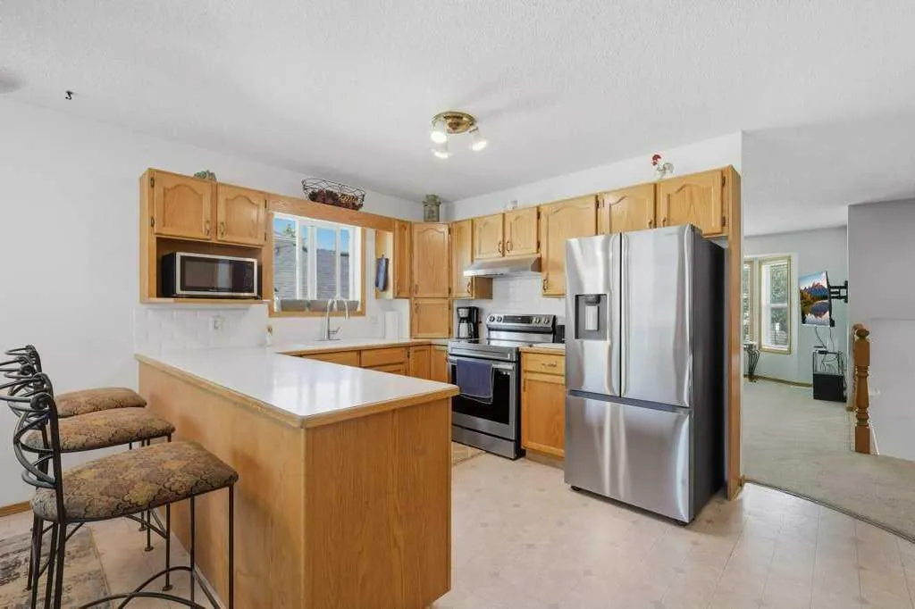23 Kemp Avenue Red Deer AB T4P 3M3