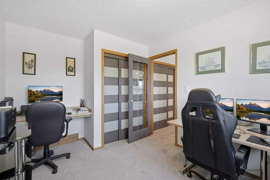 23 Kemp Avenue Red Deer AB T4P 3M3