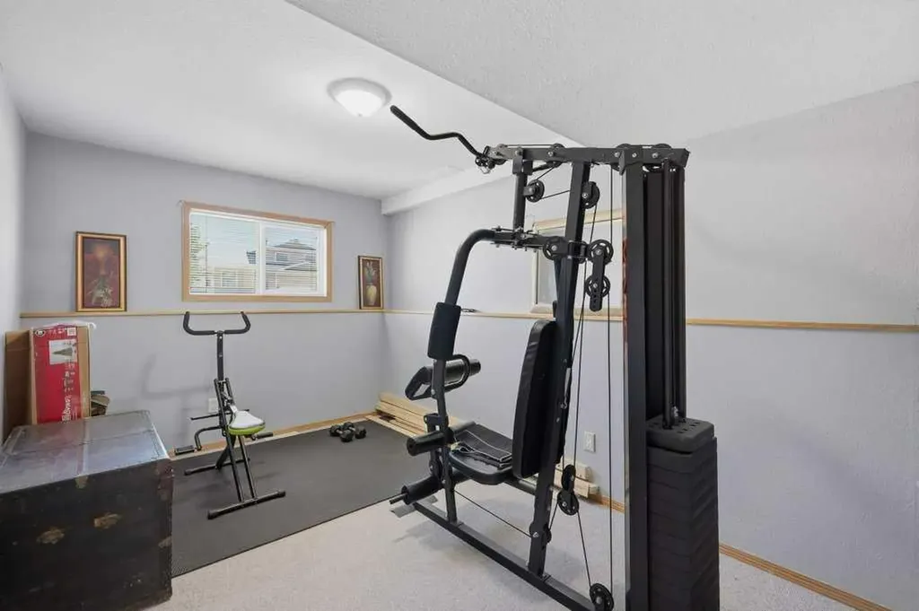 23 Kemp Avenue Red Deer AB T4P 3M3