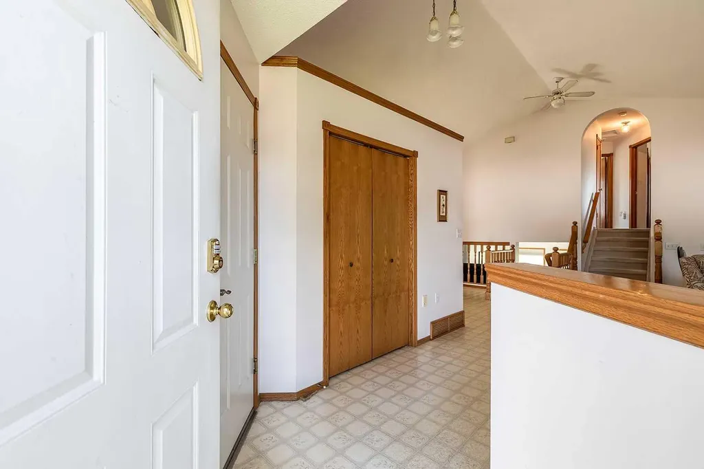 733 Taylor Road SE Medicine Hat AB T1B 4A5