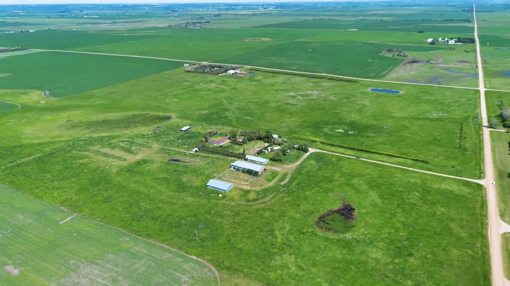27028 Township Road 300 Rural Mountain View County AB T0M0A0