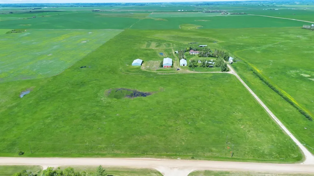 27028 Township Road 300 Rural Mountain View County AB T0M0A0