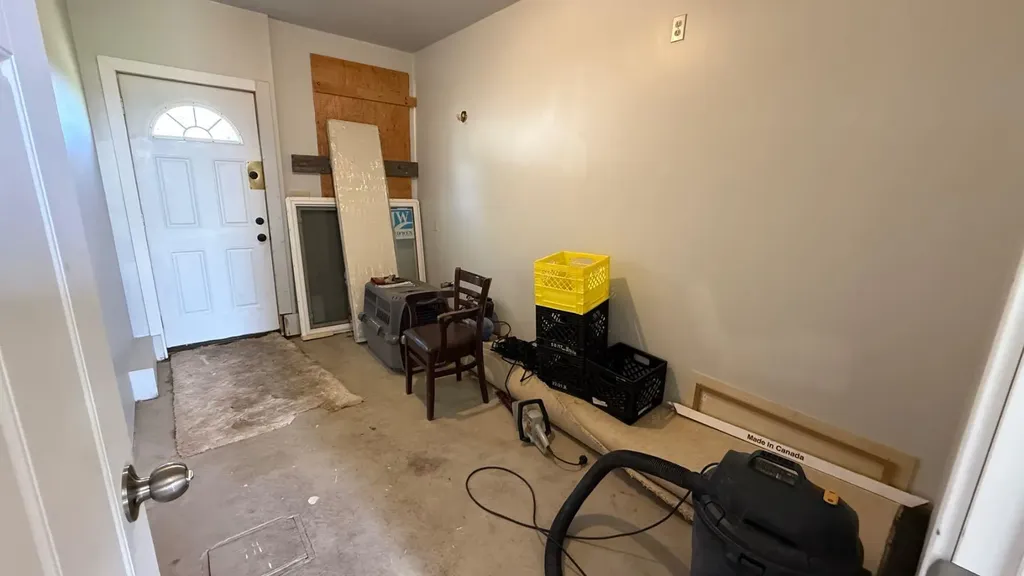171076 9 Highway Rural Starland County AB T0J0T0