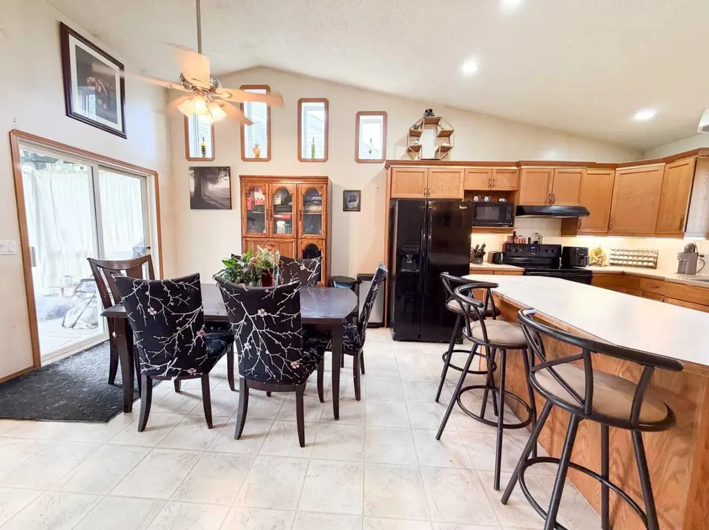 64 Park Circle Whitecourt AB T7S1S7