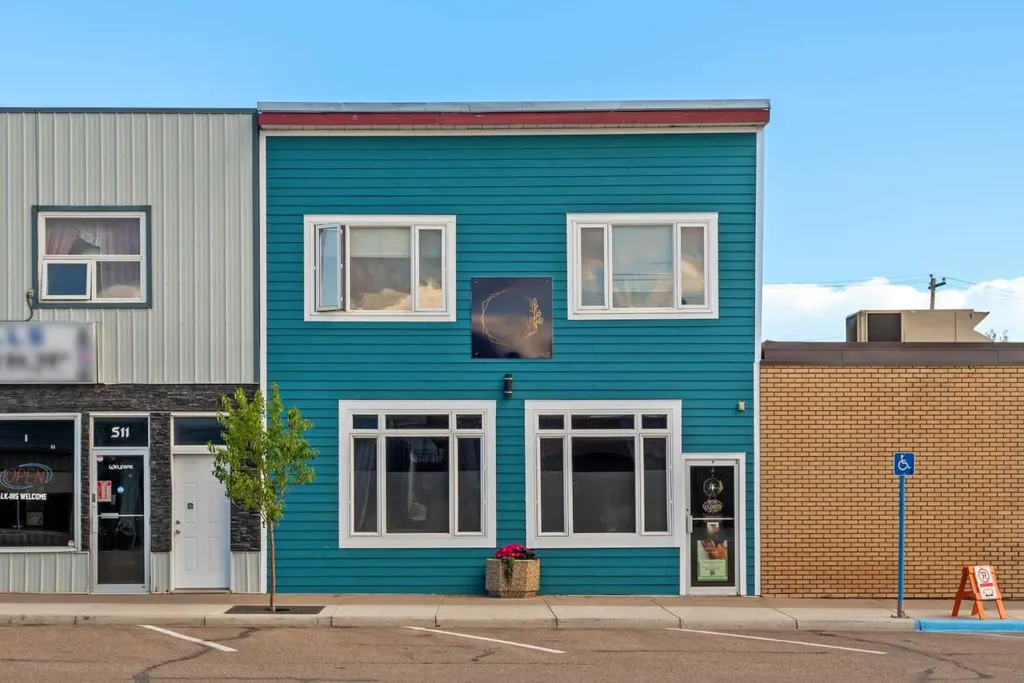 507 Main Street Three Hills AB T0M2A0