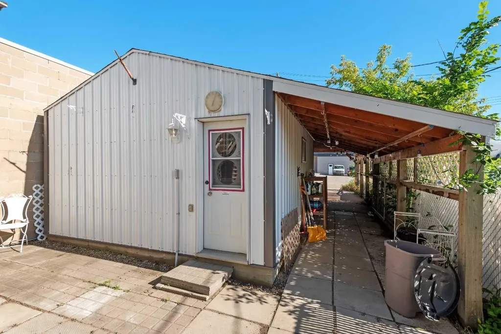 507 Main Street Three Hills AB T0M2A0