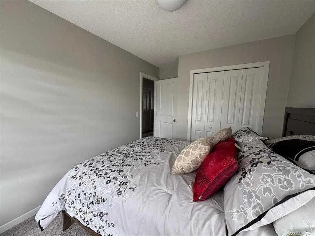 202 Evansridge Park NW Calgary AB T3P0N7