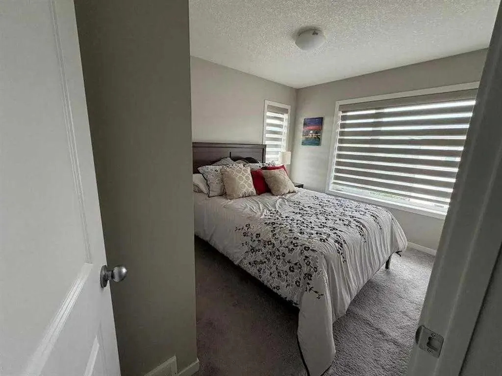 202 Evansridge Park NW Calgary AB T3P0N7